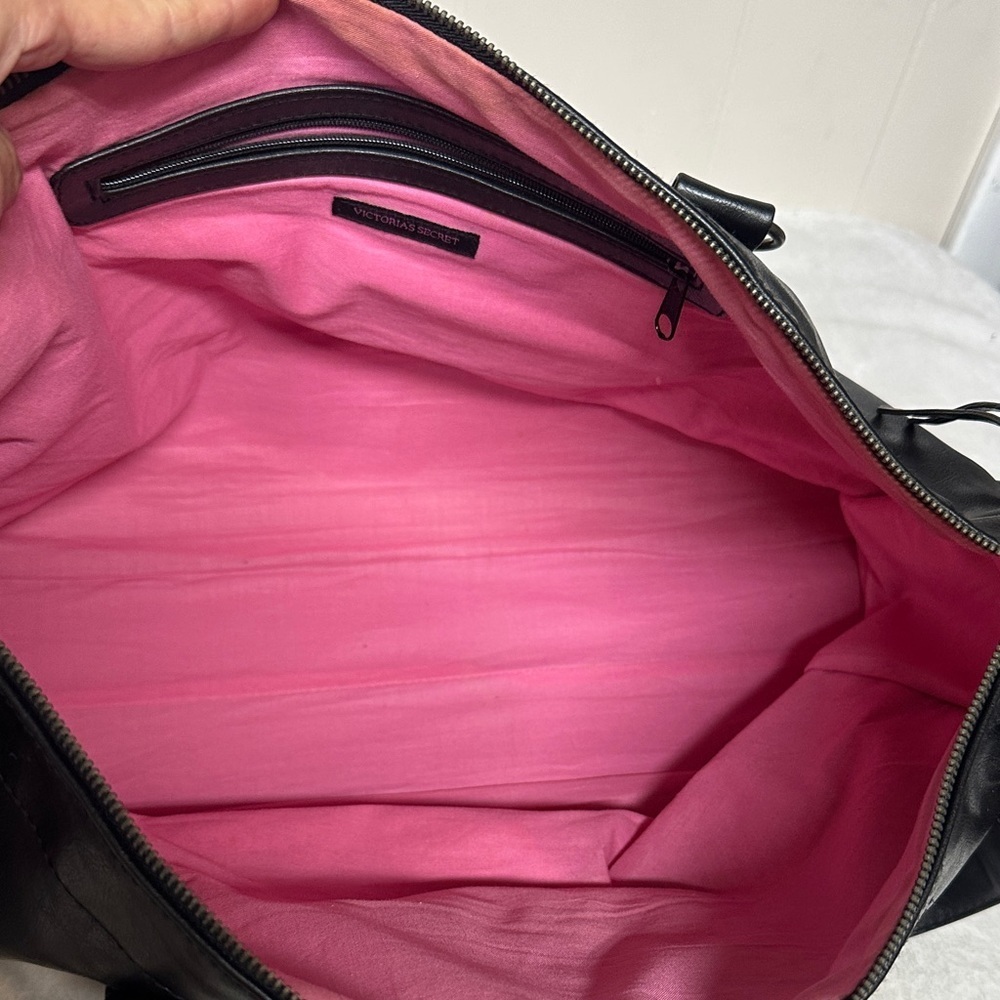 Harley-Davidson-Victoria Secret Black Leather Duffel/Tote Bag - Picture 11 of 16